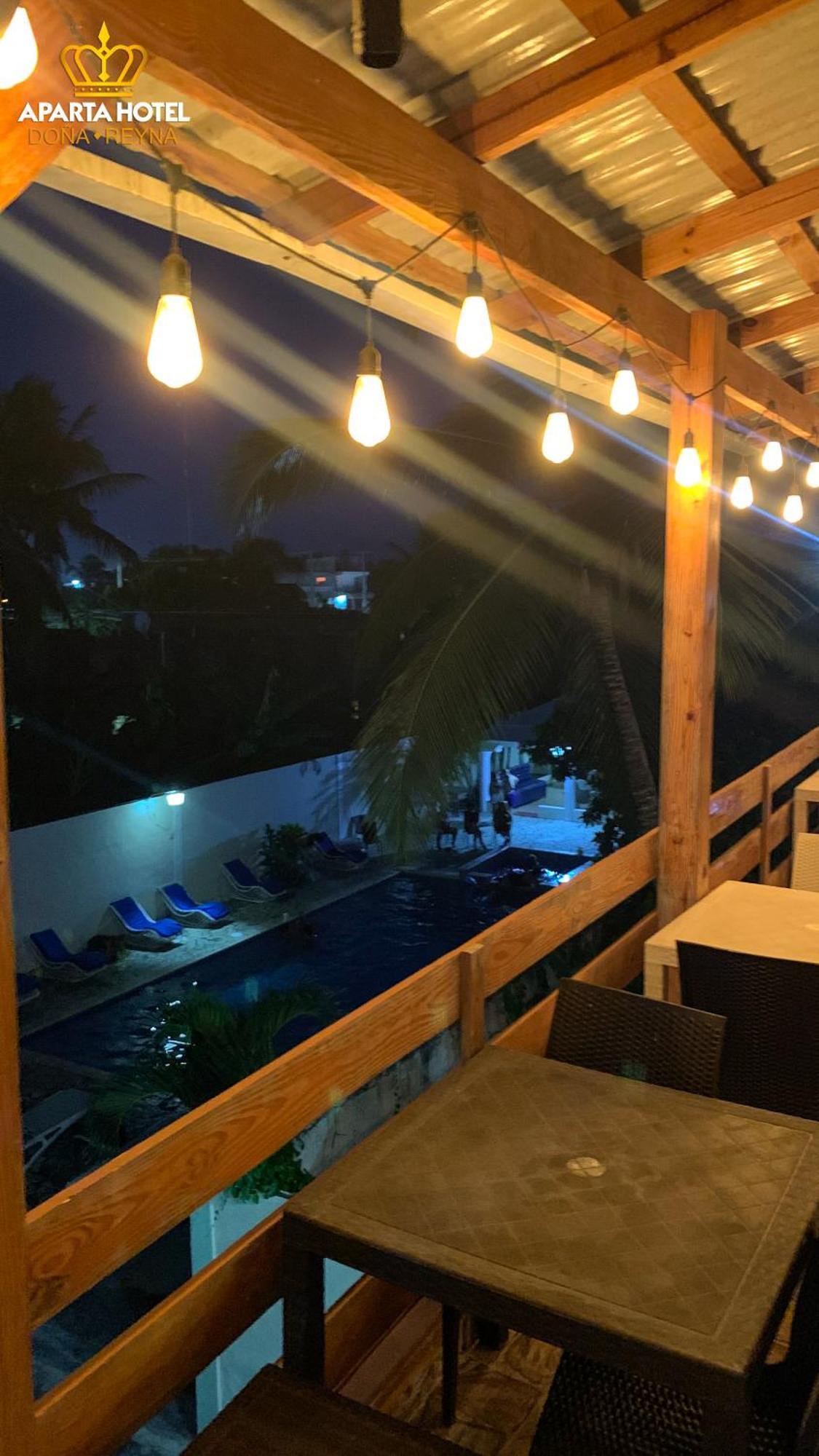 Apartahotel Dona Reyna: Convenient Santo Domingo Stay Near Las Americas Airport El Higo Exterior photo
